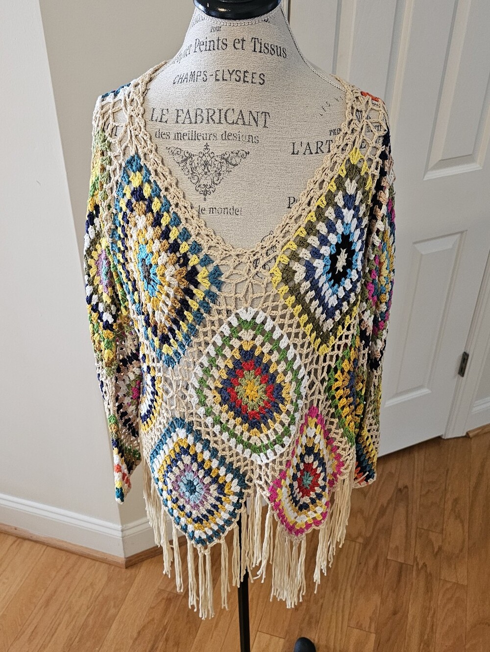 Blakeley Colorful Open Knit Fringe Poncho NWOT-walker rose-neverfullydressed - Picture 6 of 11